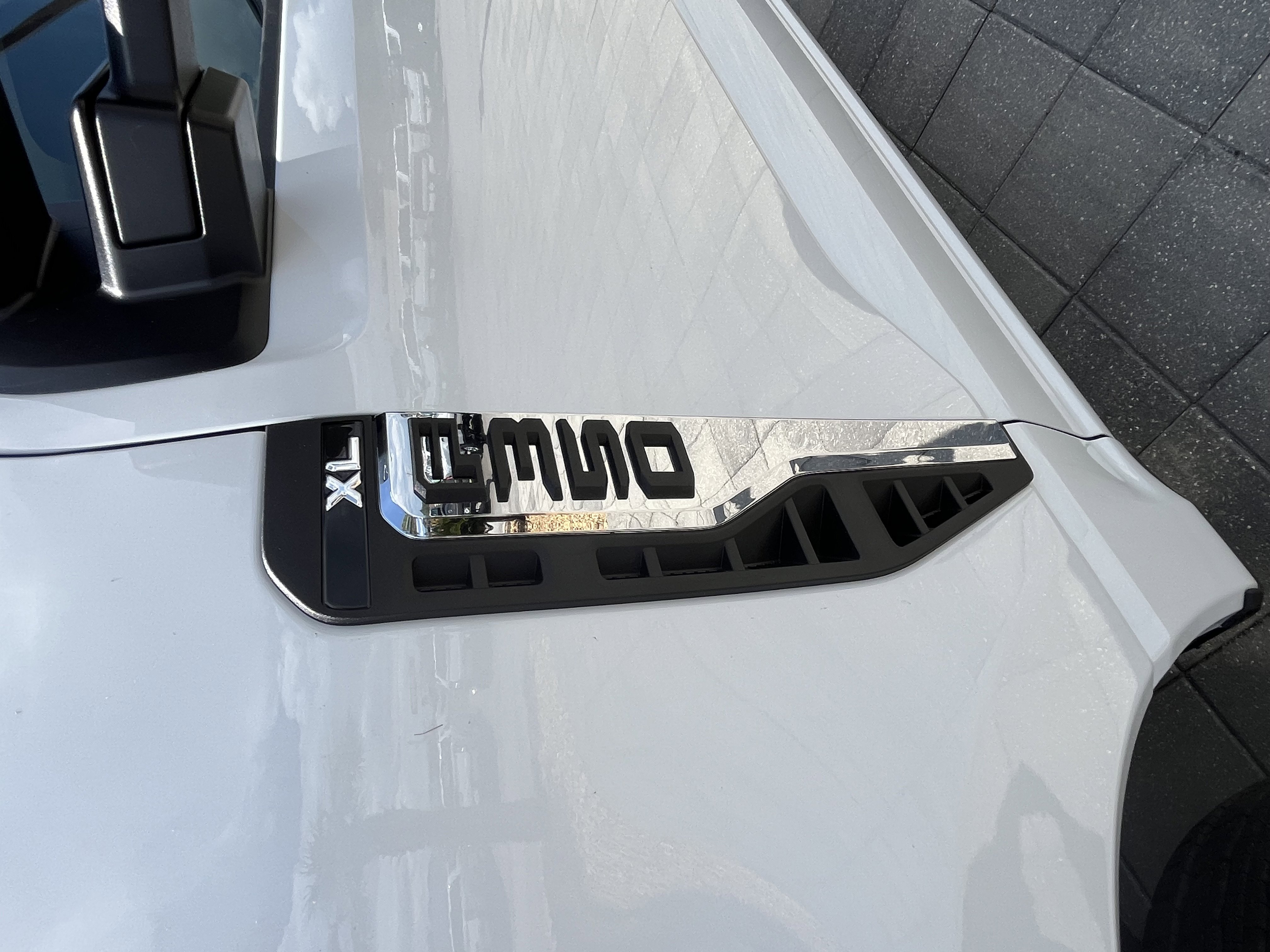 2025 Ford F-350 Super Duty Chassis Cab XL - Photo 9