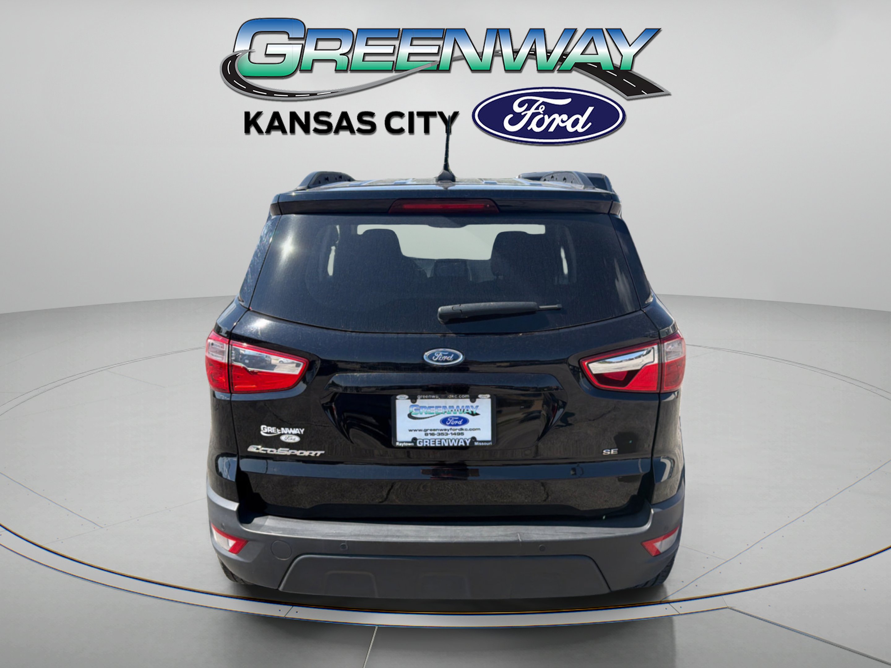 Used 2021 Shadow Black Ford SE image 7