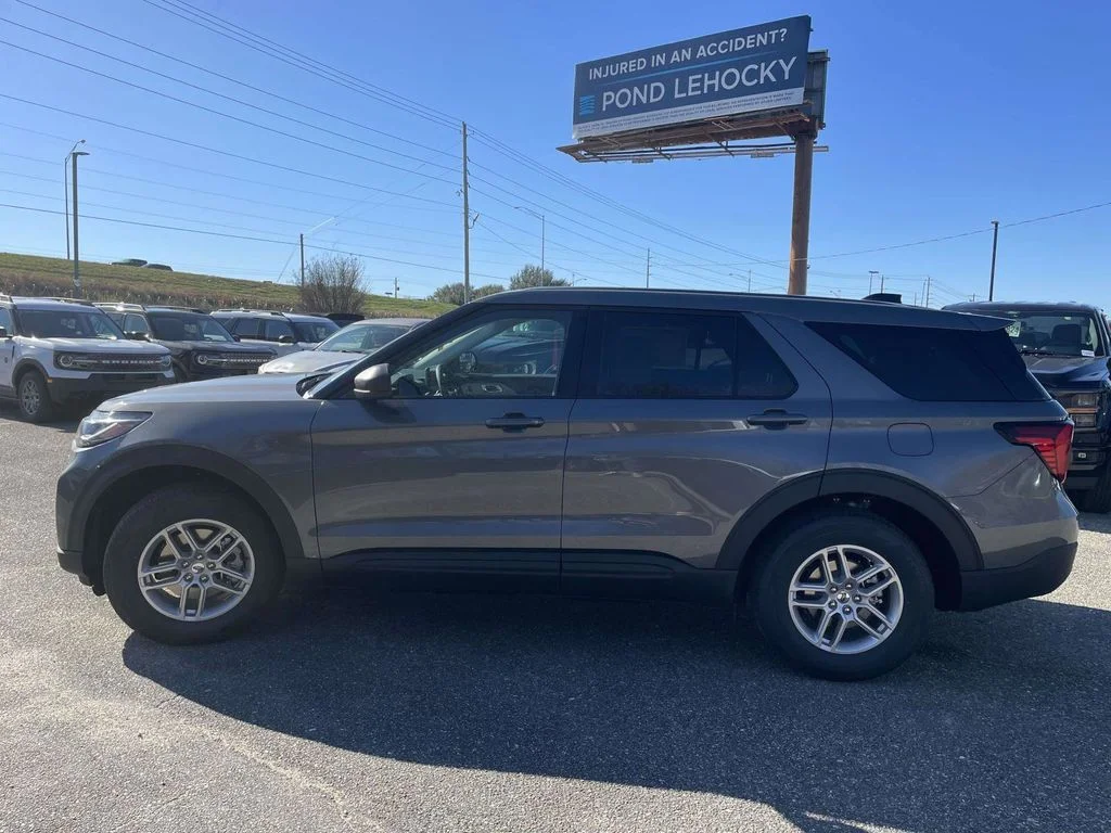 New 2026 Carbonized Gray Metallic Ford Active 100A image 6