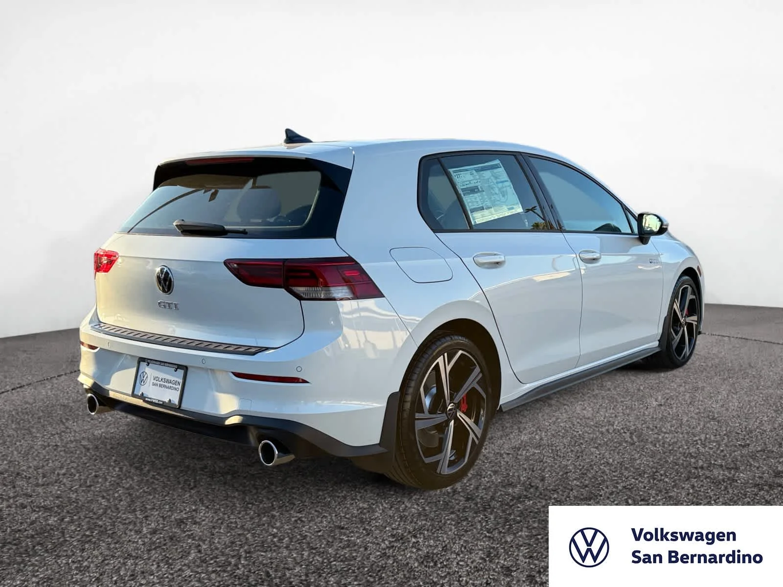 2025 Volkswagen Golf GTI SE - Photo 5