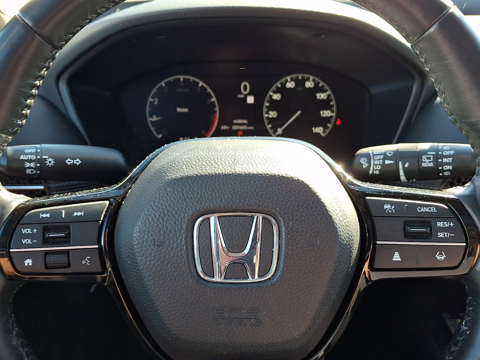 Used 2023 Gray Honda EX-L image 18