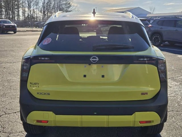 New 2026 Yuzu Yellow Metallic / Super Black Two-tone Nissan SR image 10
