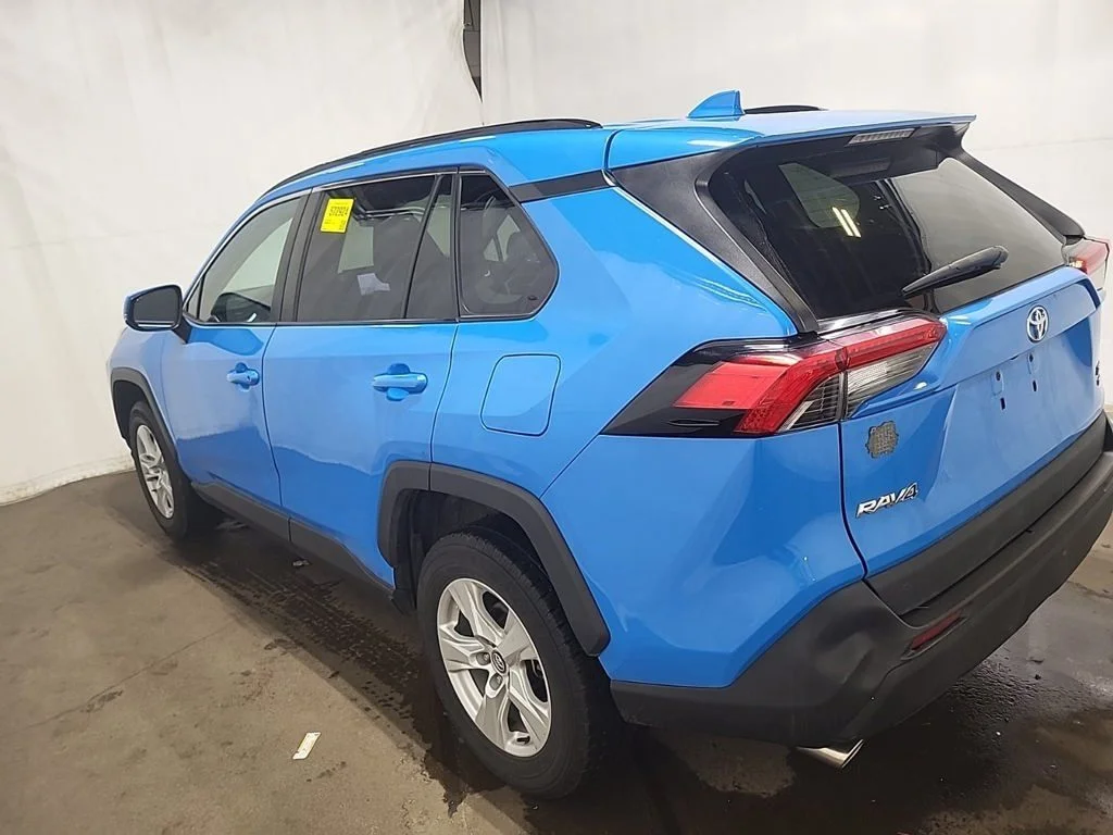 Used 2021 Blue Toyota XLE image 3
