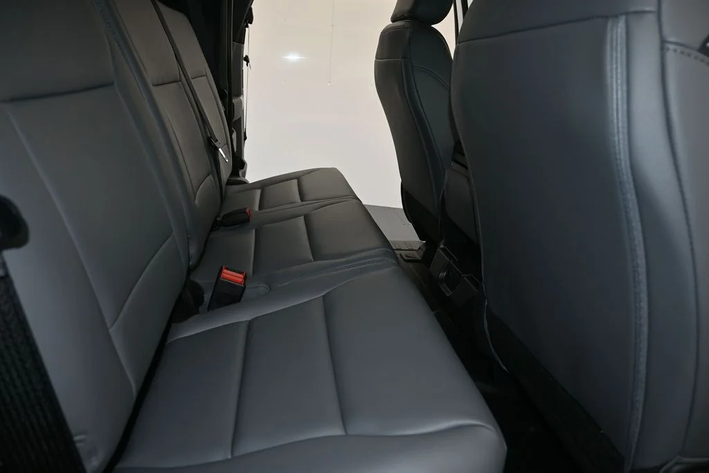 New 2026 Oxford White Ford XL image 12