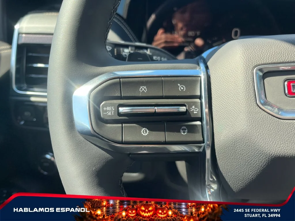 New 2027 Summit White GMC Elevation image 26