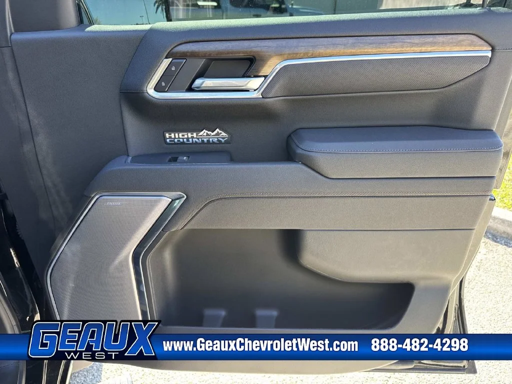 Used 2025 Black Chevrolet High Country image 23