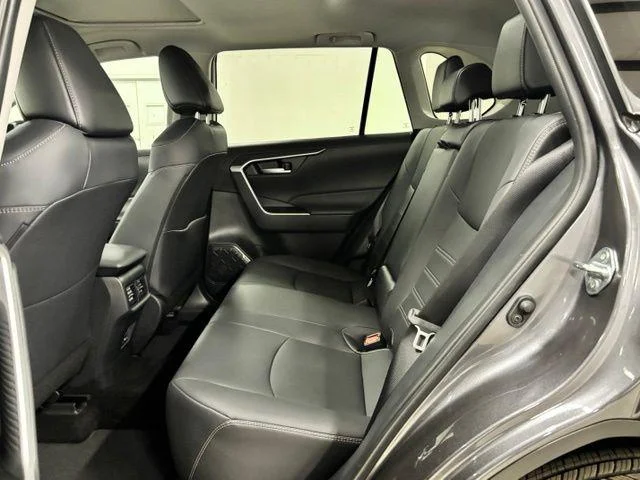 Used 2025 MAGNETIC GRAY MET. Toyota  image 20