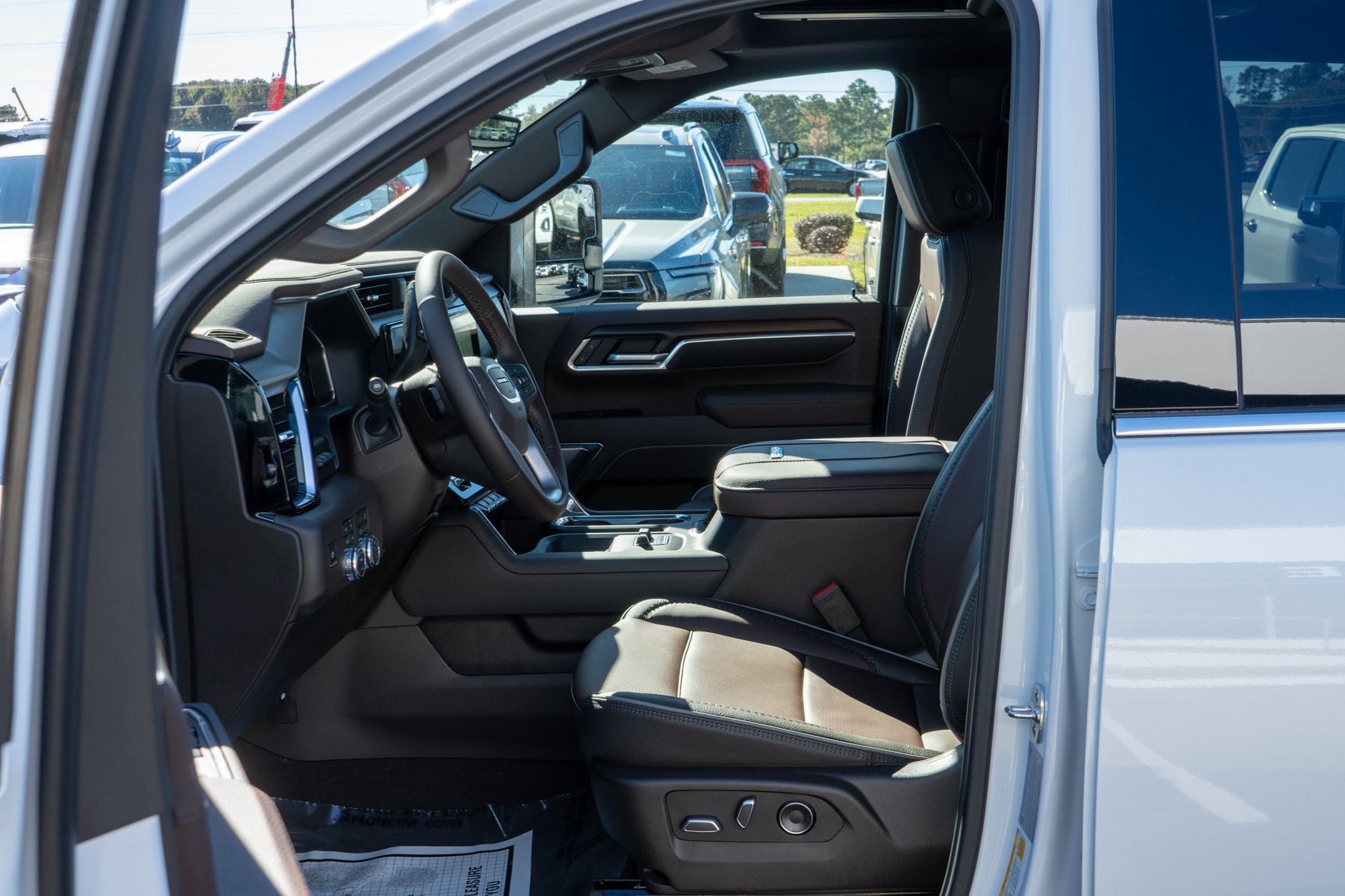 2026 GMC Sierra 2500HD Denali - Photo 18