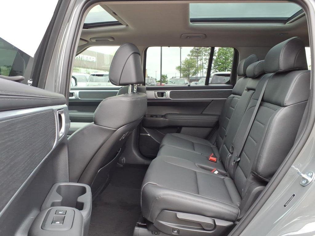New 2026 Gray Hyundai Limited FWD image 10