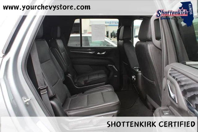 Used 2023 Silver GMC Denali image 18