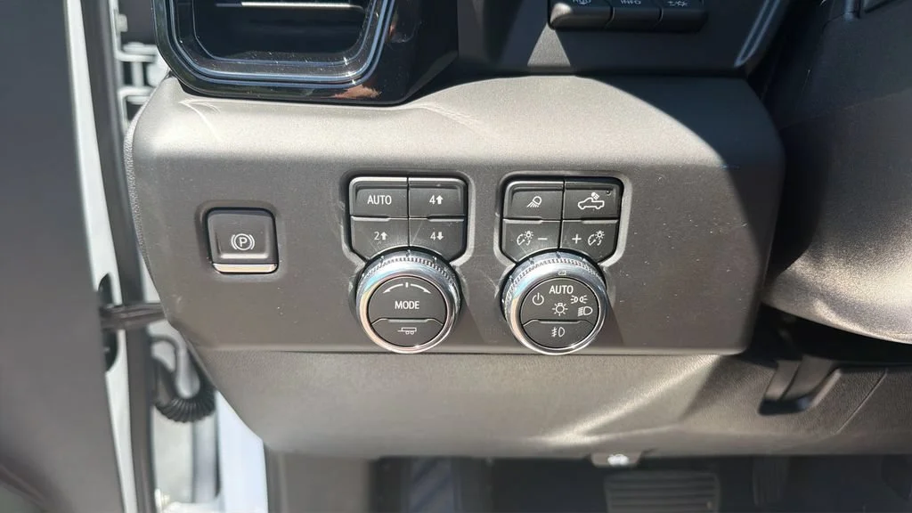 2026 GMC Sierra 2500HD AT4 - Photo 24