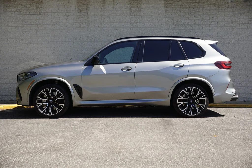 Used 2022 Gray BMW Base image 3