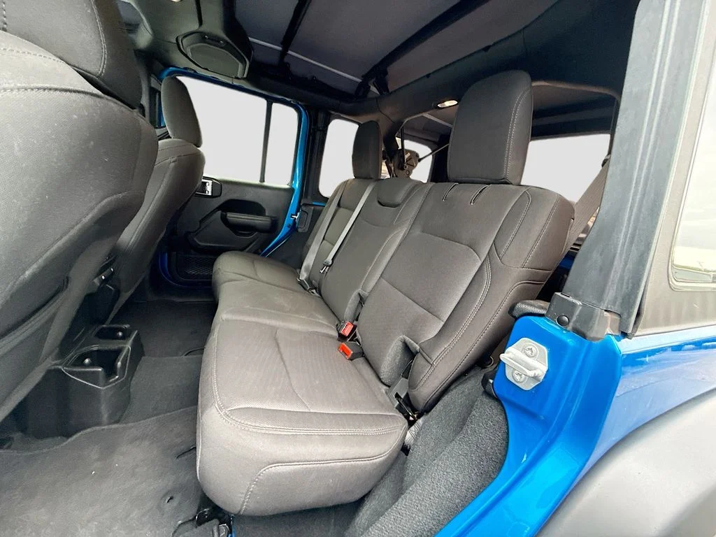 Used 2022 Blue Jeep Unlimited Sport S image 27
