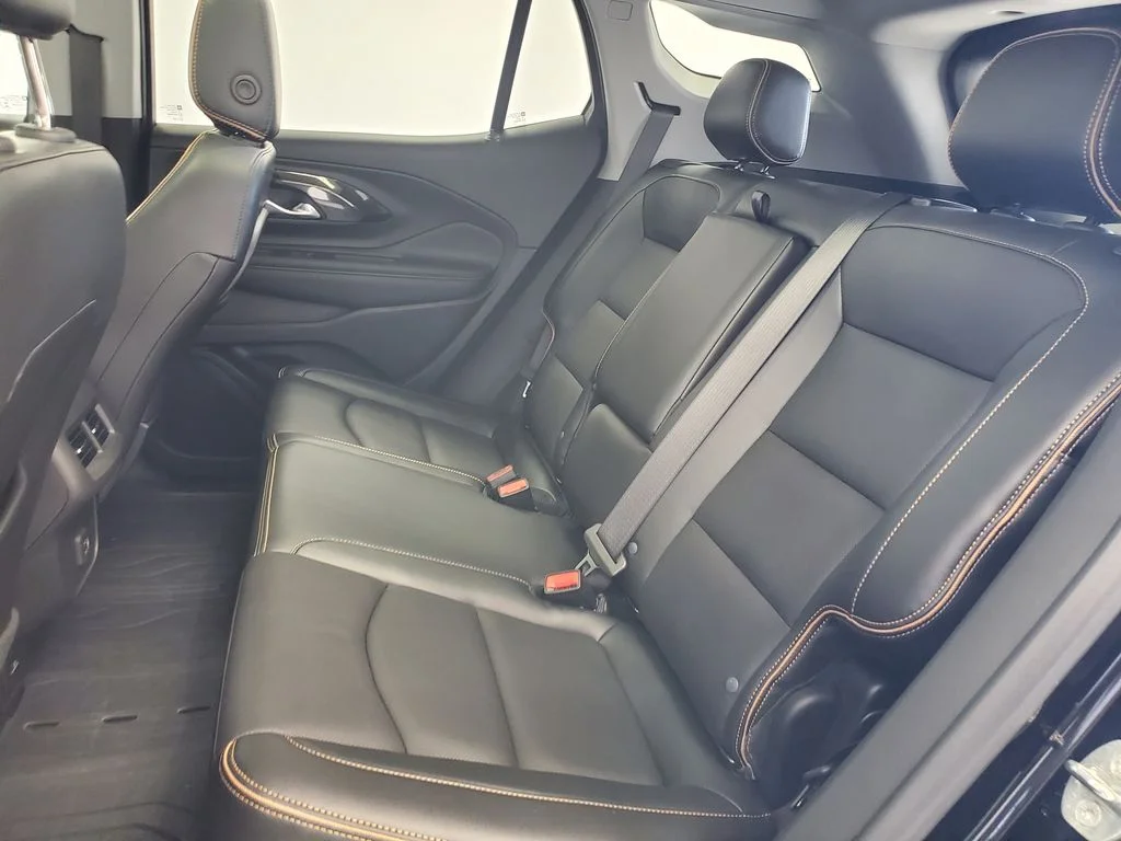 Used 2023 Black GMC AT4 image 27