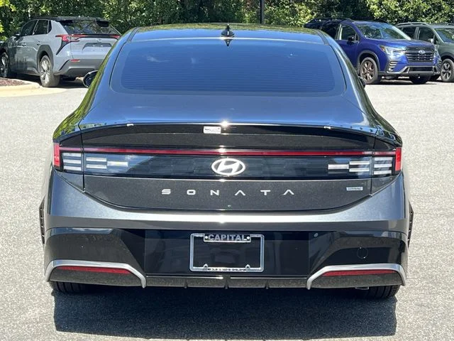 Used 2026 Gray Hyundai SEL Sport image 12