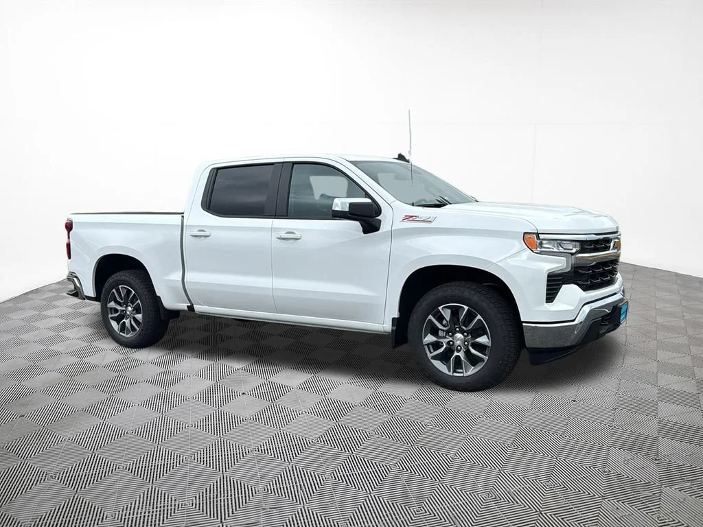 New 2026 Summit White Chevrolet LT image 5