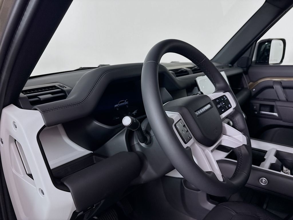 New 2026 Gondwana Stone Land Rover X-Dynamic SE image 4