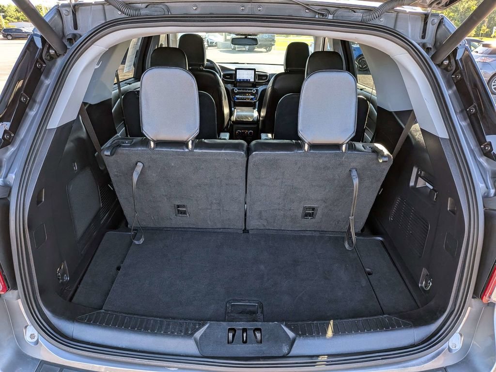 Used 2022 Gray Ford Limited image 14