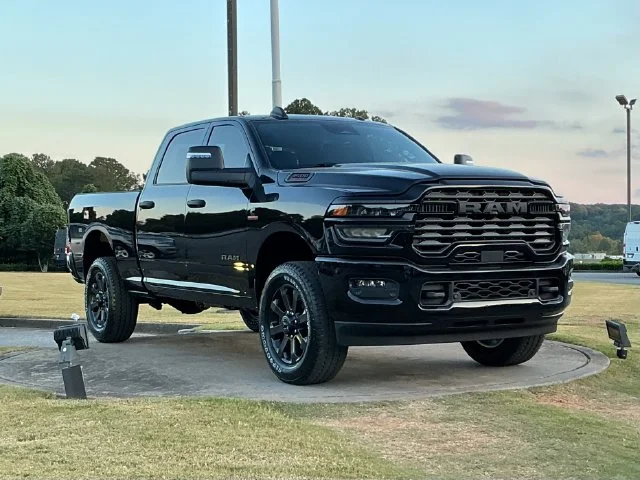 New 2027 Diamond Black Crystal Pearl-Coat Exterior Paint RAM Big Horn image 1
