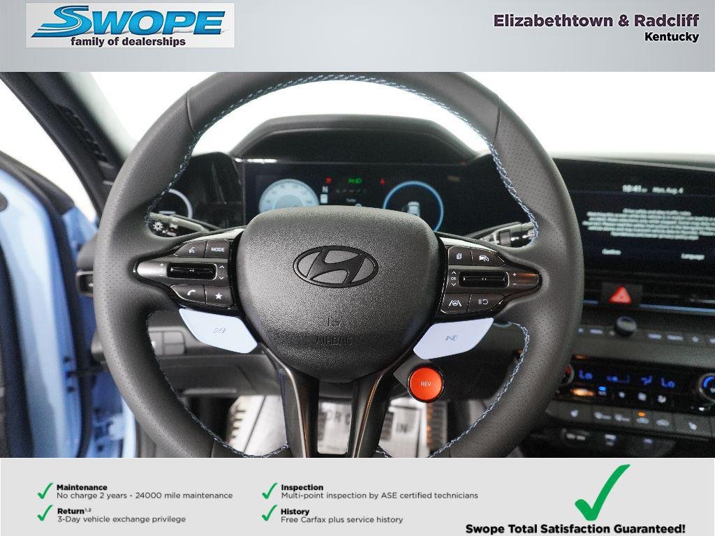 2025 Hyundai Elantra N - Photo 9