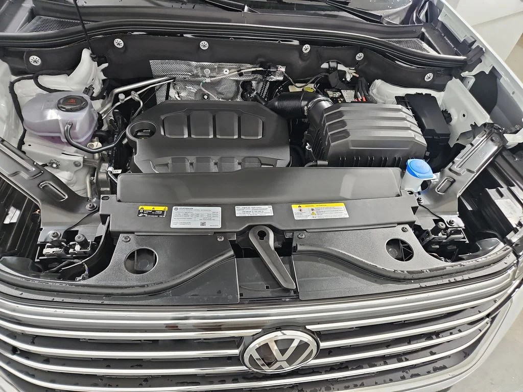 New 2026 White/off-white Volkswagen 2.0T SE w/Technology image 20