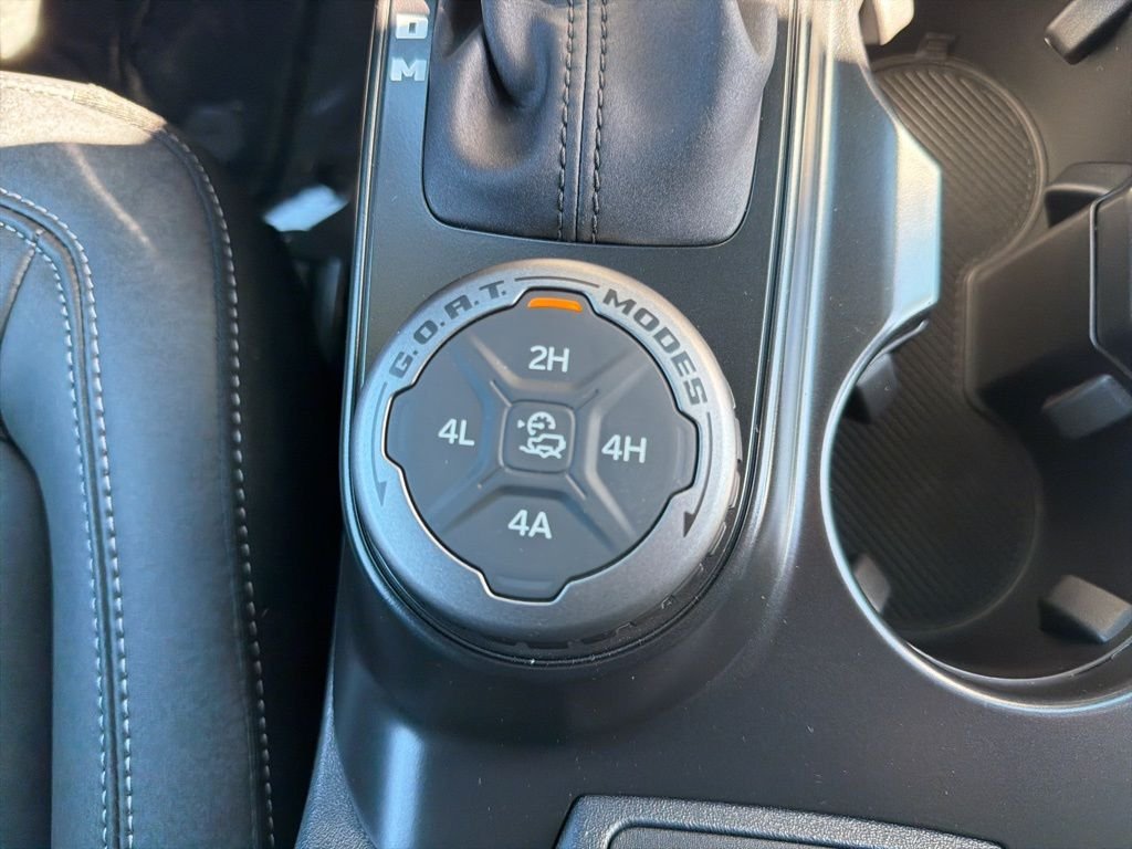 New 2026 Oxford White Ford Badlands® image 28