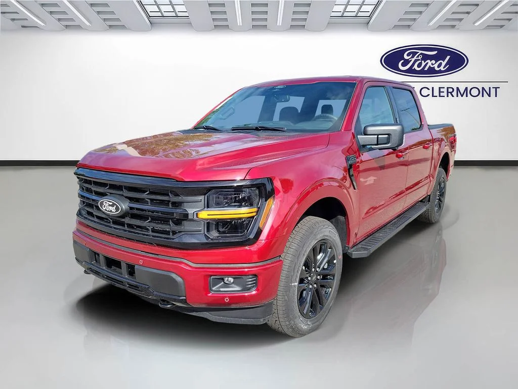 New 2026 Ruby Red Metallic Tinted Clearcoat Ford XLT image 2