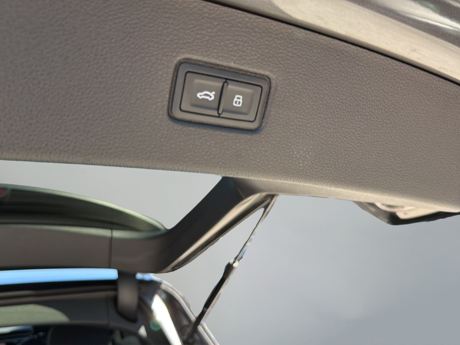 Used 2025 Samurai Gray Metallic Audi 45 Premium Plus image 38
