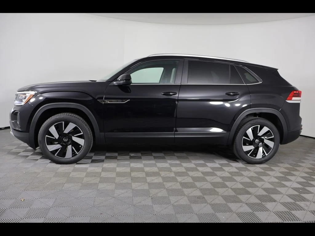 New 2026 Black Volkswagen 2.0T SE w/Technology image 2