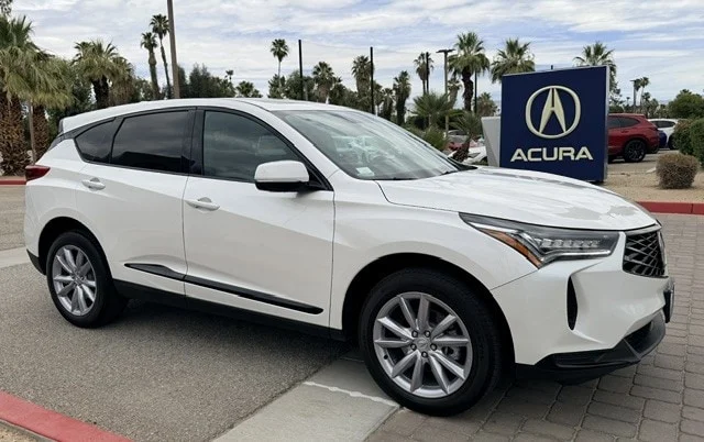Used 2025 Platinum White Pearl Acura SH-AWD image 1