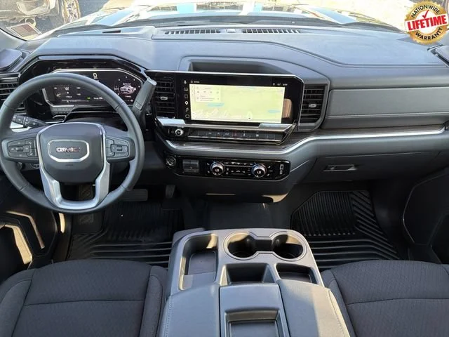 Used 2026 Onyx Black GMC Elevation image 15