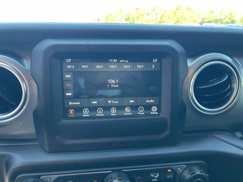 Used 2021 Red Jeep Unlimited Sahara image 20