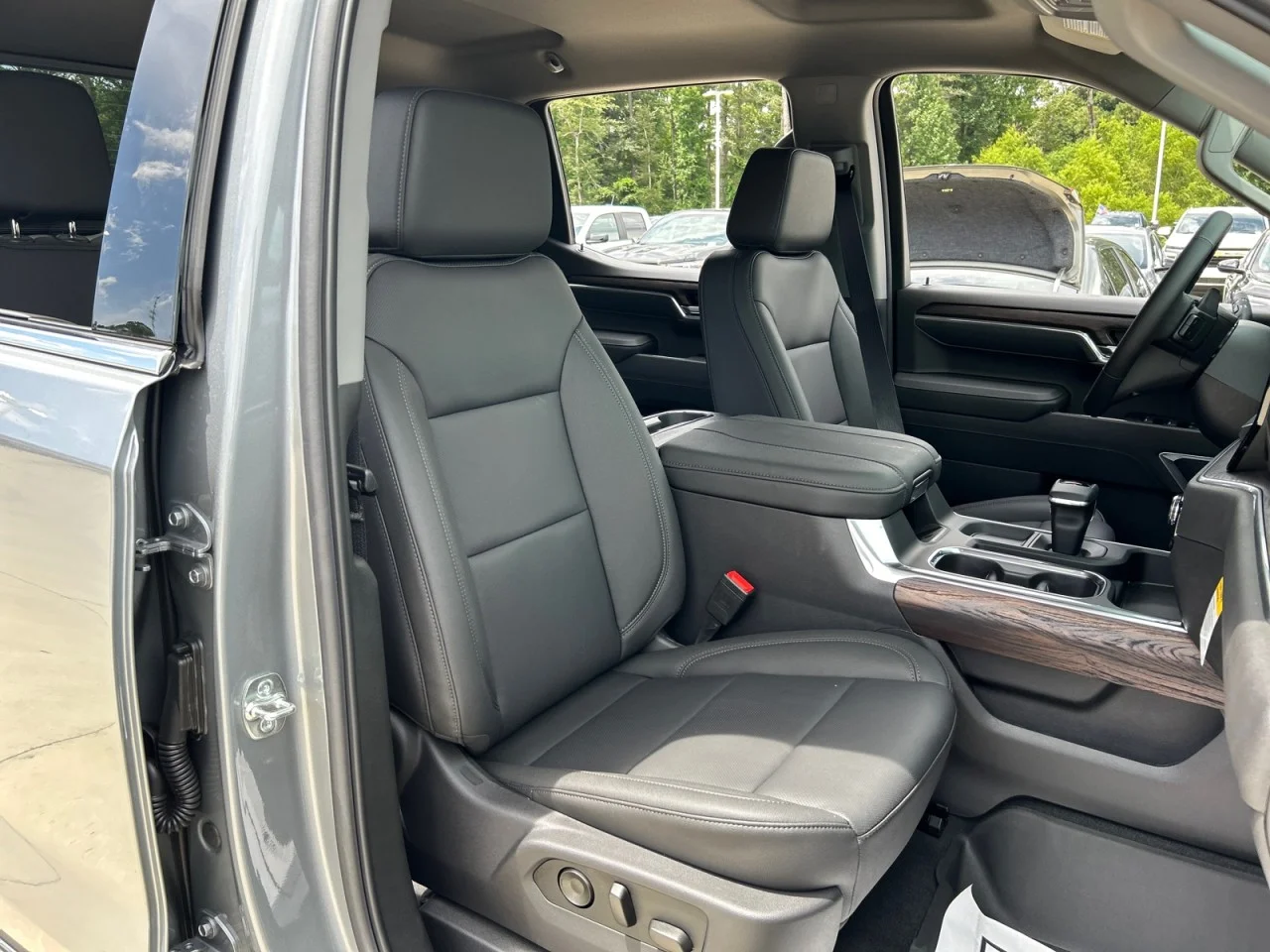 New 2026 Sterling Metallic GMC SLT image 21