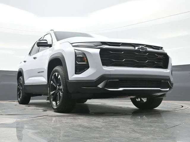New 2026 Polar White Tricoat Chevrolet RS image 22