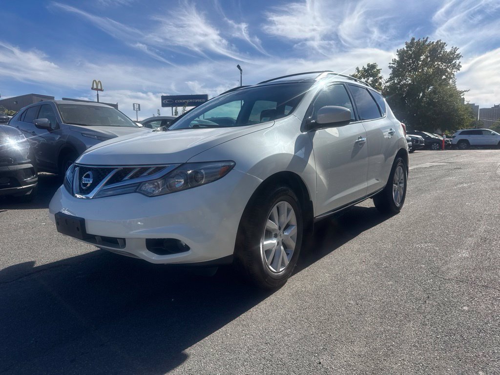 Used 2012 White Nissan SL image 1