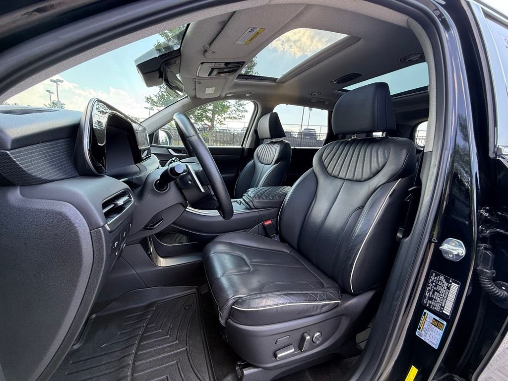 Used 2023 Black Hyundai Limited image 20