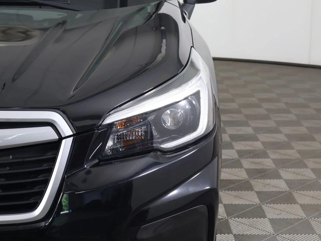 Used 2021 Black Subaru Premium image 14