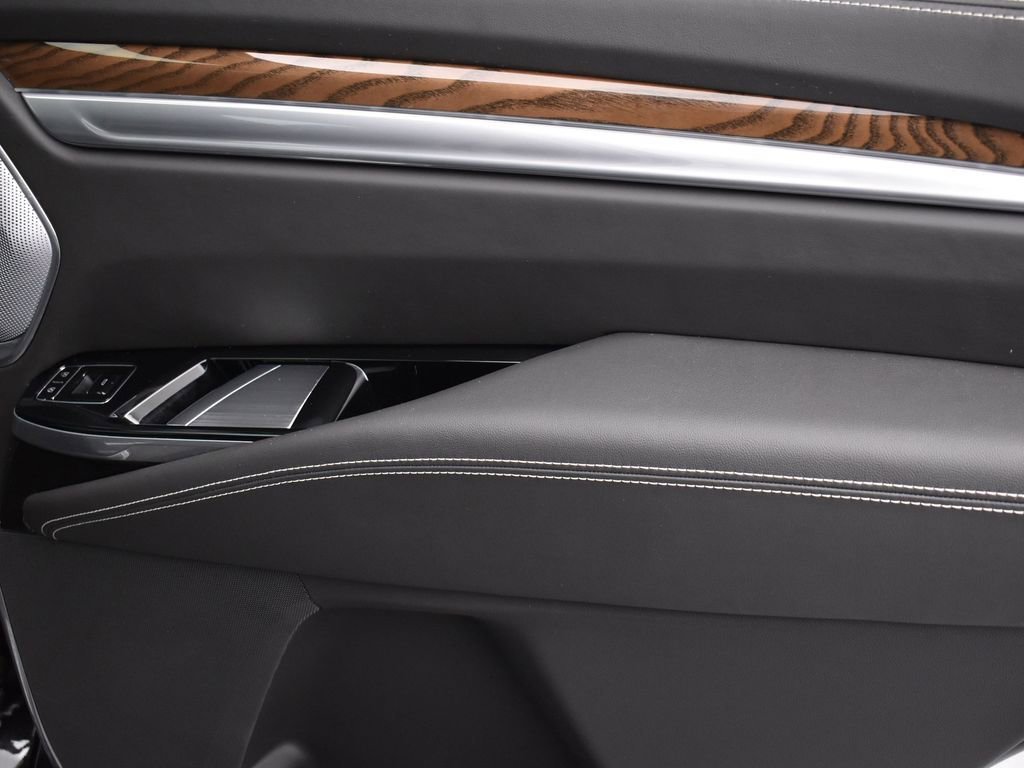 2025 CADILLAC ESCALADE - Image 38