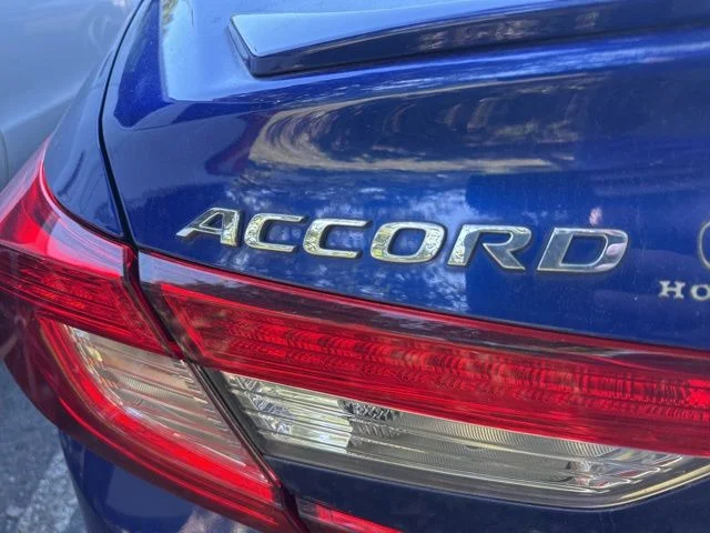 Used 2018 Blue Honda Sport image 12