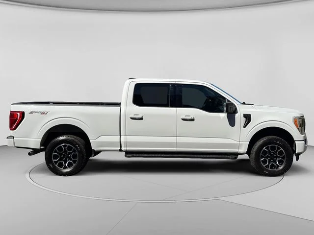 Used 2023 Oxford White Ford XLT image 6