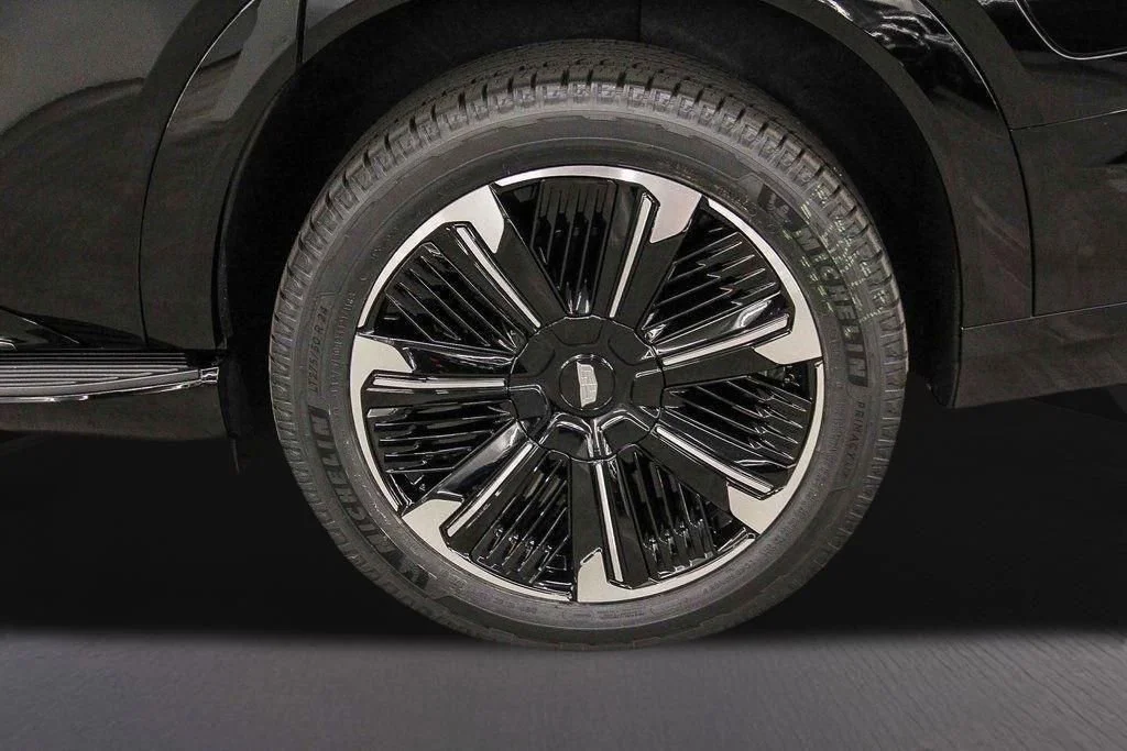 2026 Cadillac Escalade IQL Sport - Photo 16
