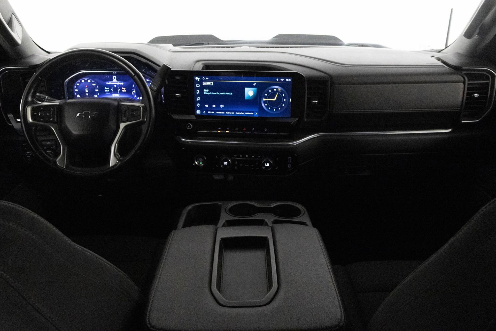 2023 CHEVROLET SILVERADO - Image 19