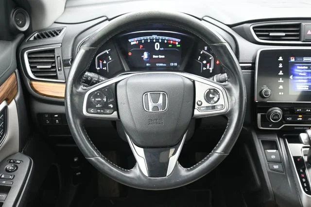 Used 2020 Crystal Black Pearl Honda Touring image 25