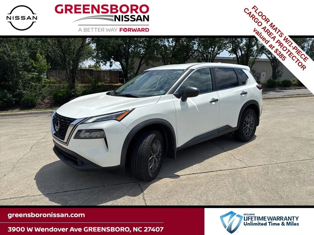 Used 2021 White Nissan S image 1
