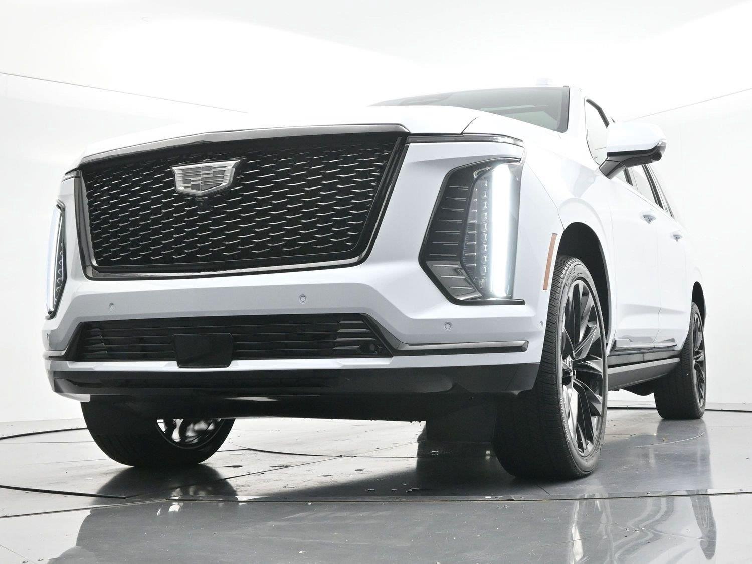 Used 2026 Vibrant White Tricoat Cadillac Platinum Sport image 51