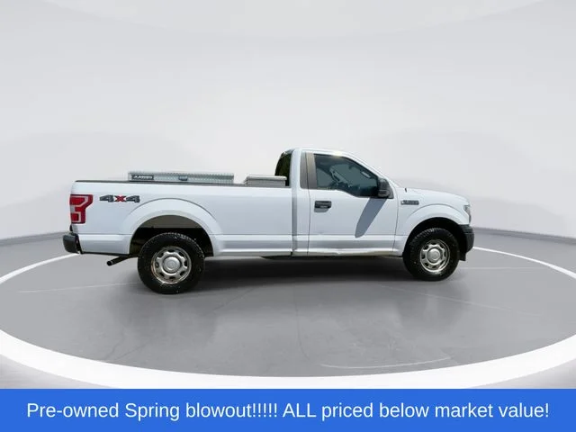 Used 2018 White Ford XL image 9