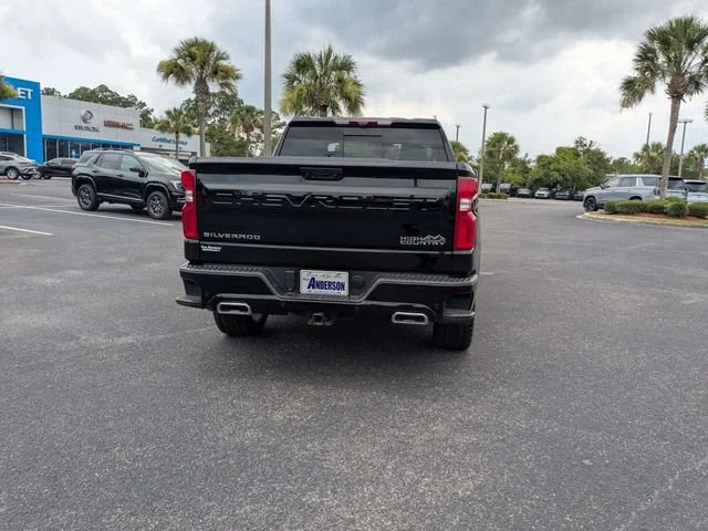 Used 2024 Black Chevrolet High Country image 4