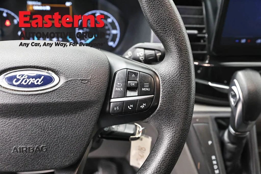 Used 2023 White Ford XLT image 15