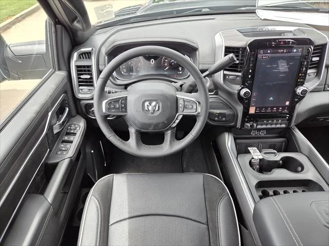 New 2026 Diamond Black Crystal Pearl-Coat Exterior Paint RAM Laramie image 8