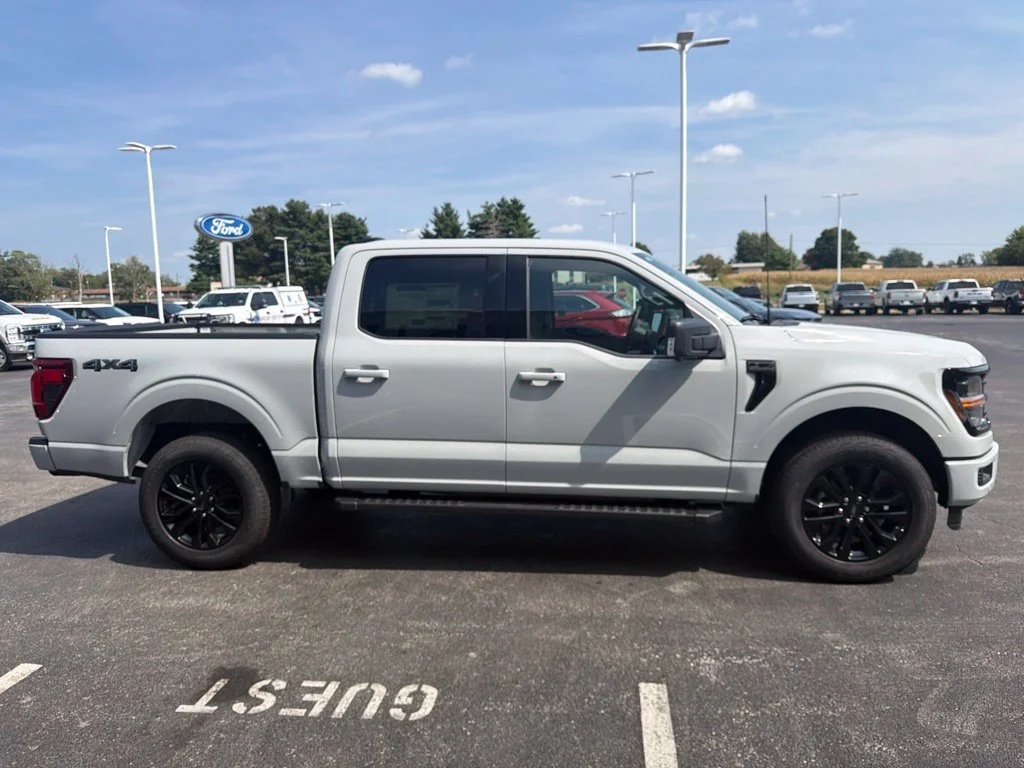 New 2026 Avalanche Ford XLT image 6